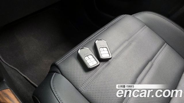 Honda CR-V (V) 2.0 Hybrid Touring 4WD 2022 — фото 29