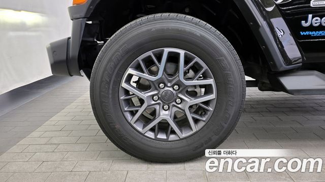Jeep Wrangler (JL) 2.0 Overland Power Top 4Door 4xe 2021 — фото 5