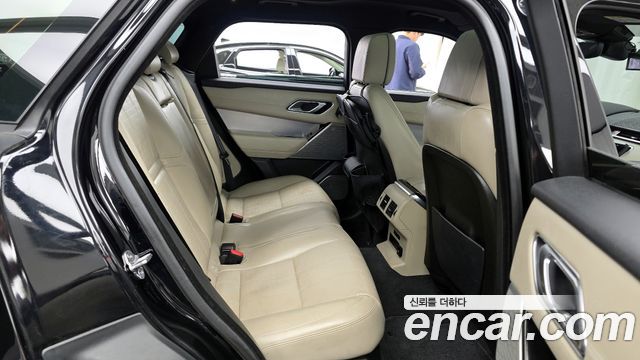 Land Rover Range Rover Velar 3.0 D300 R-Dynamic HSE 2018 — фото 11
