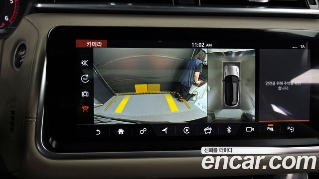 Land Rover Range Rover Velar 3.0 D300 R-Dynamic HSE 2018 — фото 14