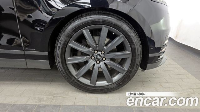 Land Rover Range Rover Velar 3.0 D300 R-Dynamic HSE 2018 — фото 21