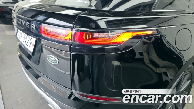 Land Rover Range Rover Velar 3.0 D300 R-Dynamic HSE 2018 — фото 23