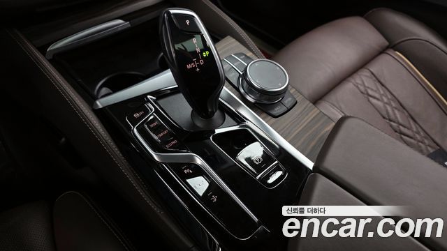 BMW 6 Series GT (G32) 630i xDrive Luxury 2023 — фото 9