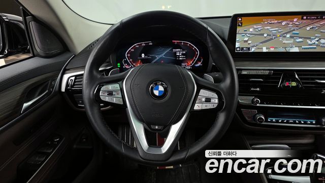 BMW 6 Series GT (G32) 630i xDrive Luxury 2023 — фото 16