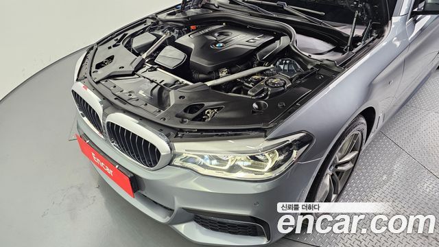 BMW 5 Series (G30) 530i xDrive M Sport Package Plus 2018 — фото 6