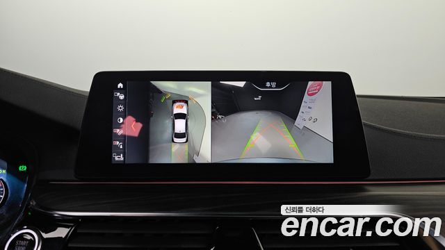 BMW 5 Series (G30) 530i xDrive M Sport Package Plus 2018 — фото 17