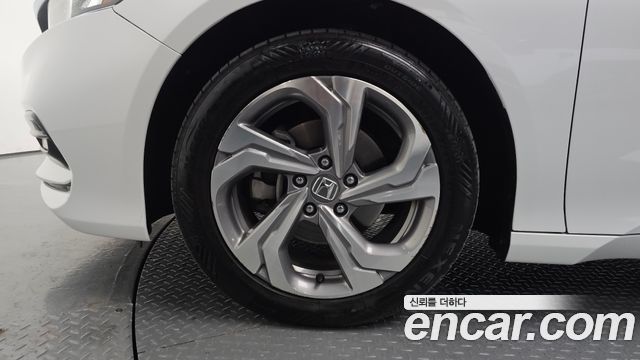 Honda Accord (X) 1.5 Turbo 2018 — фото 5