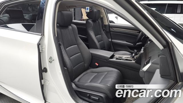 Honda Accord (X) 1.5 Turbo 2018 — фото 10