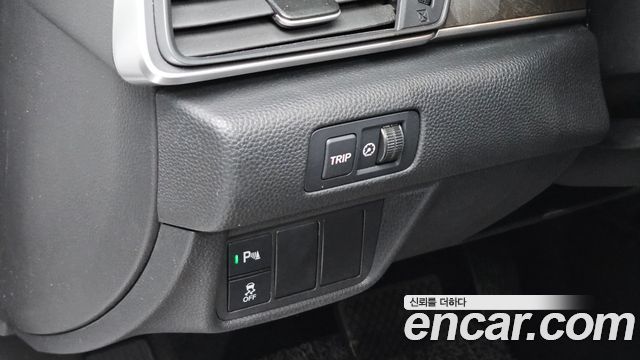 Honda Accord (X) 1.5 Turbo 2018 — фото 14