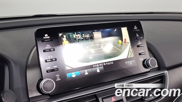 Honda Accord (X) 1.5 Turbo 2018 — фото 16