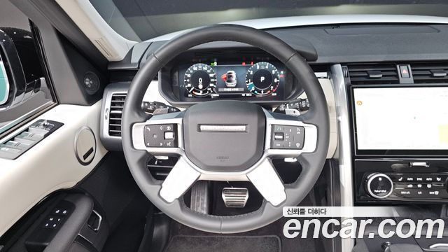 Land Rover Discovery 5 2.0 P300 S 2025 — фото 13
