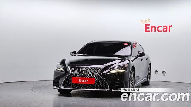 Lexus LS500 (V) 3.5 Luxury AWD 2018 — фото 3