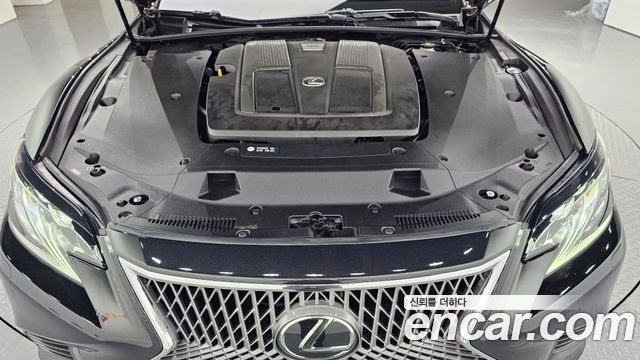 Lexus LS500 (V) 3.5 Luxury AWD 2018 — фото 6