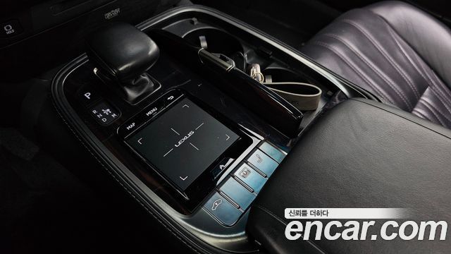 Lexus LS500 (V) 3.5 Luxury AWD 2018 — фото 9