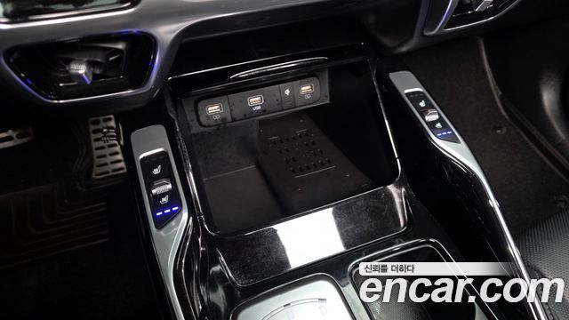 Kia Sorento (IV) Gasoline 2.5T 2WD Signature 2023 — фото 31