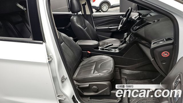 Ford Kuga (II) 2.0 Diesel Titanium 2016 — фото 10