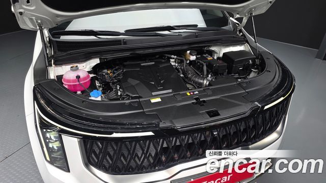 Kia Carnival (IV) Gasoline 9-Seater Noblesse 2024 — фото 6