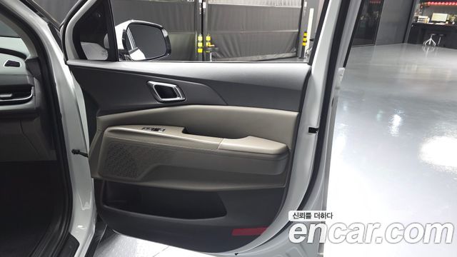 Kia Carnival (IV) Gasoline 9-Seater Noblesse 2024 — фото 25