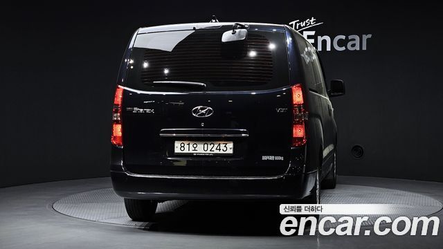 Hyundai Grand Starex Van 5-Seater Modern 2021 — фото 4