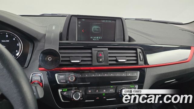 BMW 1 Series (F20) 118d Sport 5Door 2018 — фото 14