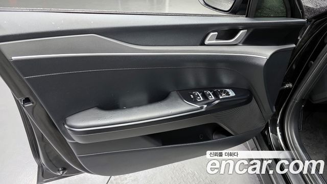 Kia K5 (III) 1.6 Turbo Prestige 2021 — фото 24