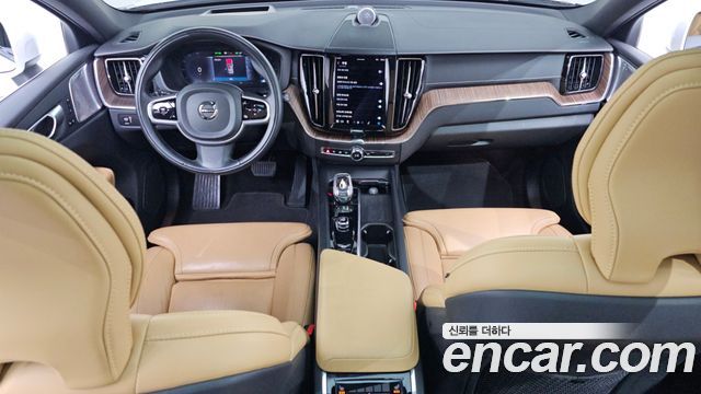 Volvo XC60 (II) B6 Inscirtion 2022 — фото 7