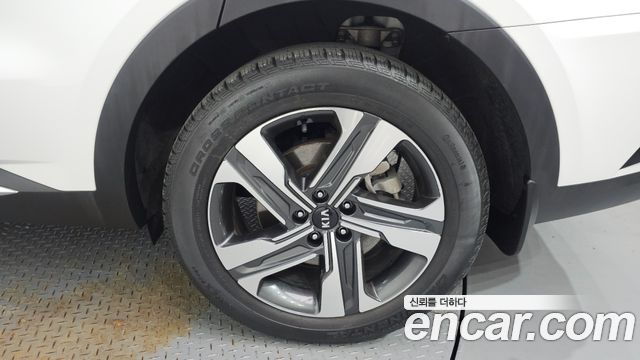 Kia Sorento (IV) HEV 1.6 4WD Signature 2021 — фото 21