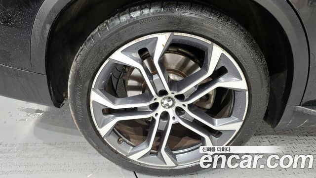 BMW X5 (G05) xDrive 40i xLine 2020 — фото 5