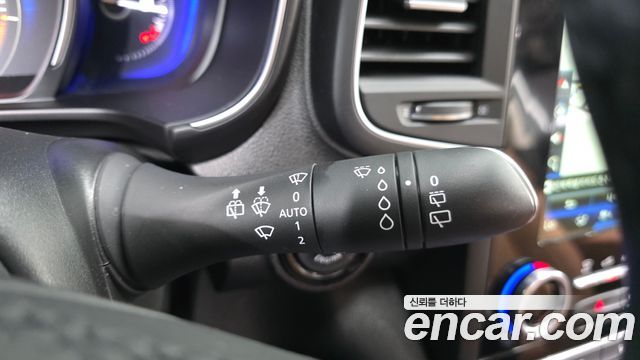 Renault Korea QM6 2.0 GDe RE Signature 2WD 2021 — фото 29