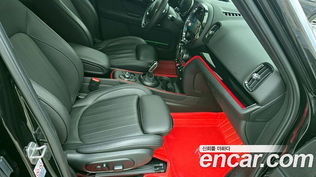 MINI Cooper S Countryman JCW 2nd 2022 — фото 17