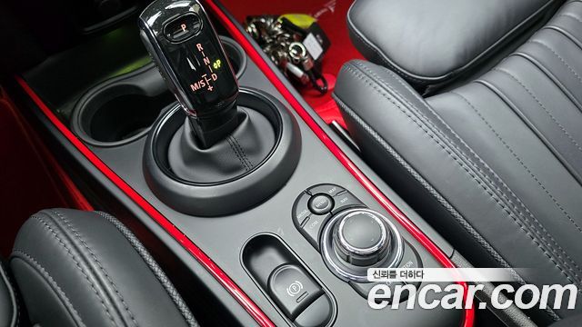 MINI Cooper S Countryman JCW 2nd 2022 — фото 18