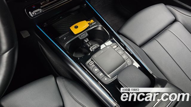 Mercedes-Benz GLA-Class (H247) GLA220 2021 — фото 9