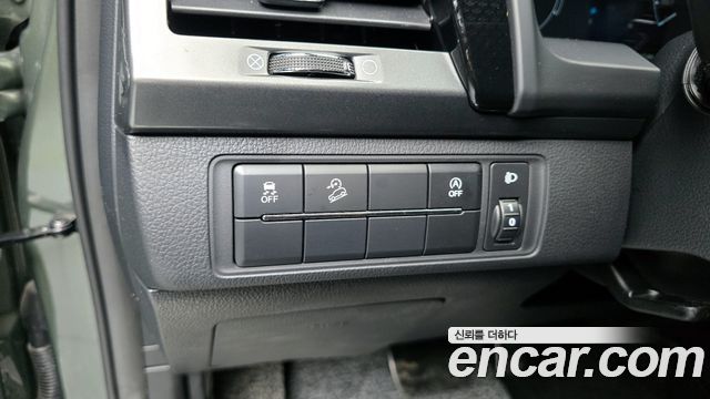 KG Mobility (SsangYong) Rexton Sports Diesel 2.2 4WD Prestige 2023 — фото 13