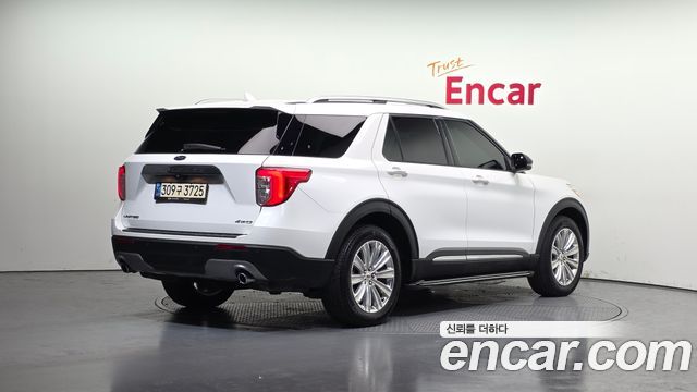 Ford Explorer (VI) 2.3 LimIted 4WD 2021 — фото 2