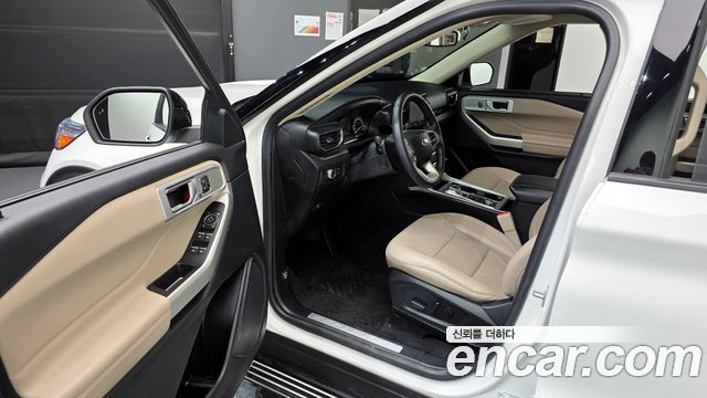 Ford Explorer (VI) 2.3 LimIted 4WD 2021 — фото 10