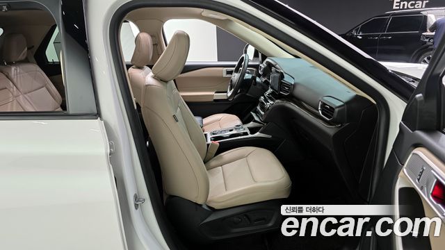 Ford Explorer (VI) 2.3 LimIted 4WD 2021 — фото 12