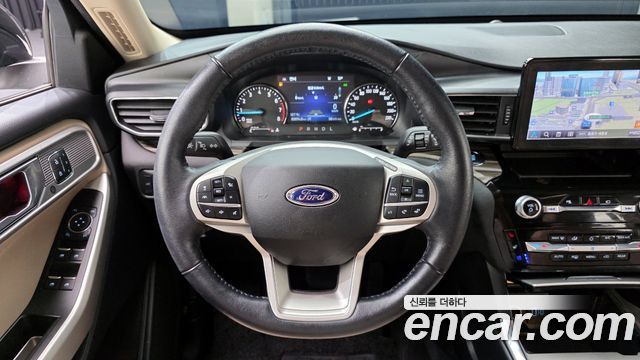 Ford Explorer (VI) 2.3 LimIted 4WD 2021 — фото 13