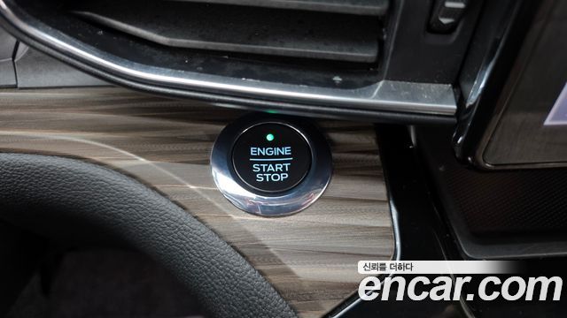 Ford Explorer (VI) 2.3 LimIted 4WD 2021 — фото 28
