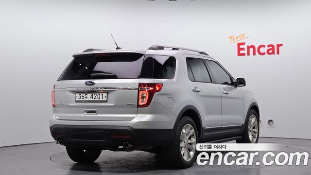 Ford Explorer 3.5 Limited 4WD 5th 2014 — фото 2