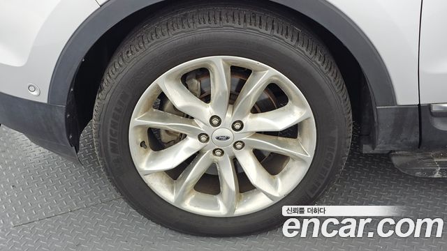 Ford Explorer 3.5 Limited 4WD 5th 2014 — фото 5