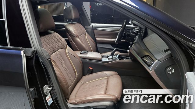 BMW 6 Series GT (G32) 620d xDrive M Sport 2023 — фото 12