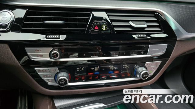 BMW 6 Series GT (G32) 620d xDrive M Sport 2023 — фото 17