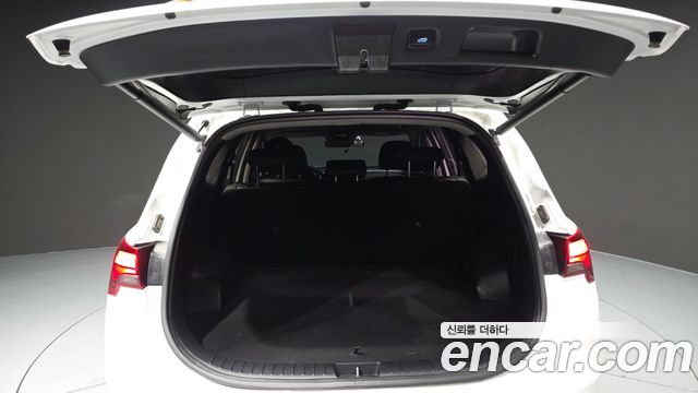 Hyundai Santa Fe Diesel 2.2 4WD Premium Choice 2021 — фото 20