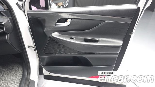 Hyundai Santa Fe Diesel 2.2 4WD Premium Choice 2021 — фото 24