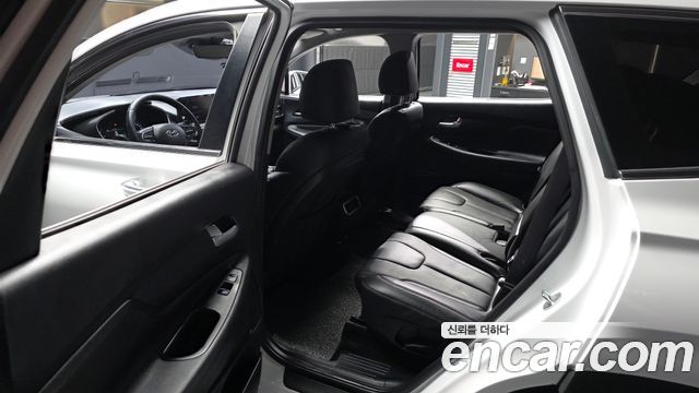 Hyundai Santa Fe Diesel 2.2 4WD Premium Choice 2021 — фото 26
