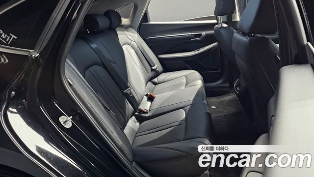 Hyundai Sonata The Edge (DN8) 2.0 Premium 2024 — фото 12