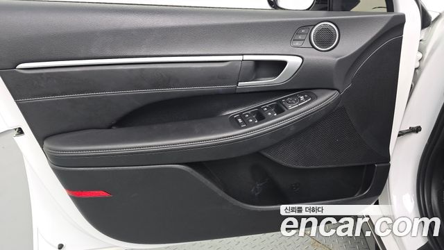 Hyundai Sonata The Edge (DN8) 2.0 Exclusive 2024 — фото 24