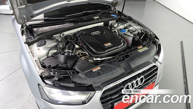 Audi A4 35 TDI Quattro Dynamic B8 2015 — фото 6