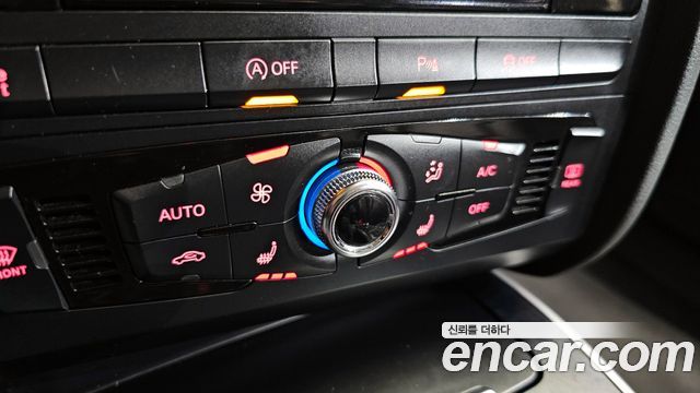 Audi A4 35 TDI Quattro Dynamic B8 2015 — фото 16