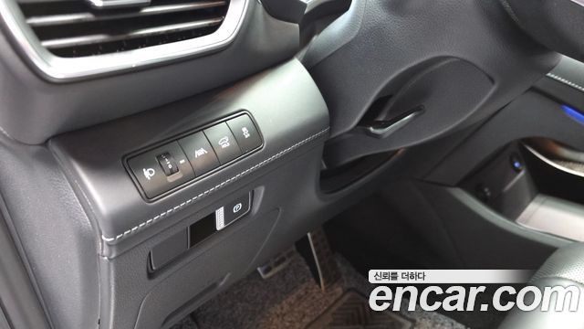 Hyundai Santa Fe Gasoline 2.5T 2WD Calligraphy 2022 — фото 14
